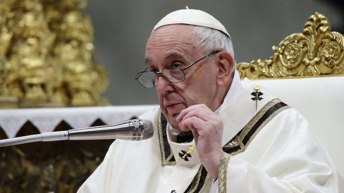 El Papa Francisco durante una homilía del mes de abril en el Vaticano.