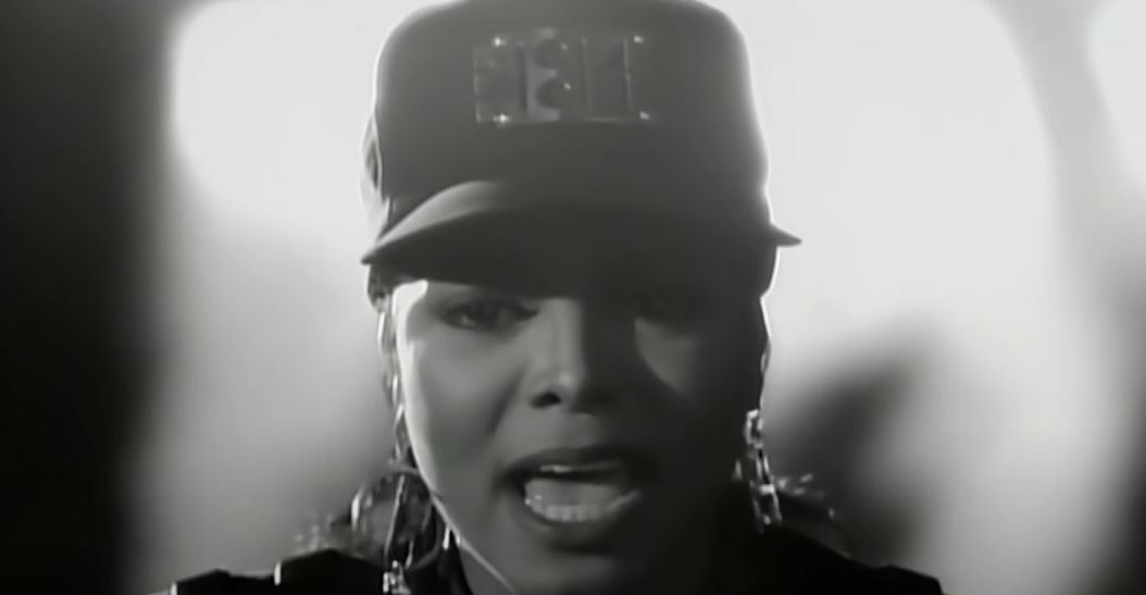 Fotograma del videoclip de Janet Jackson capaz de estropear ordenadores portátiles