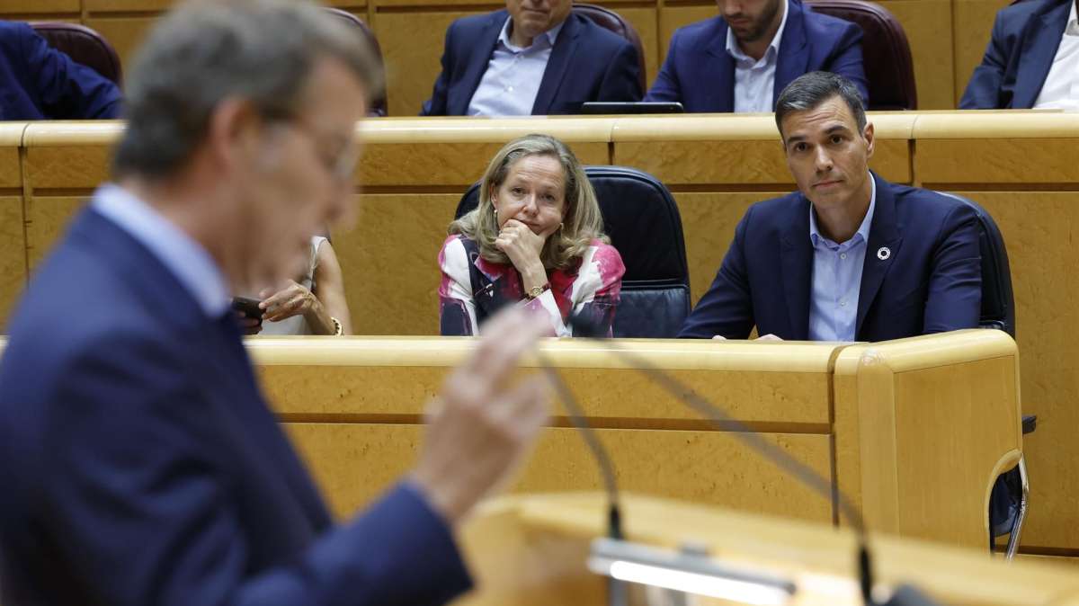 Sánchez y Feijóo arrancan la campaña electoral con duras descalificaciones