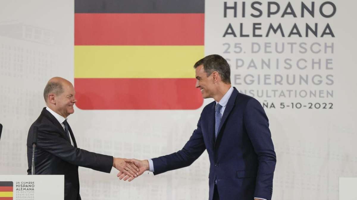 Sánchez y Scholz defienden el gasoducto por Francia y recuerdan a Macron que es un compromiso europeo