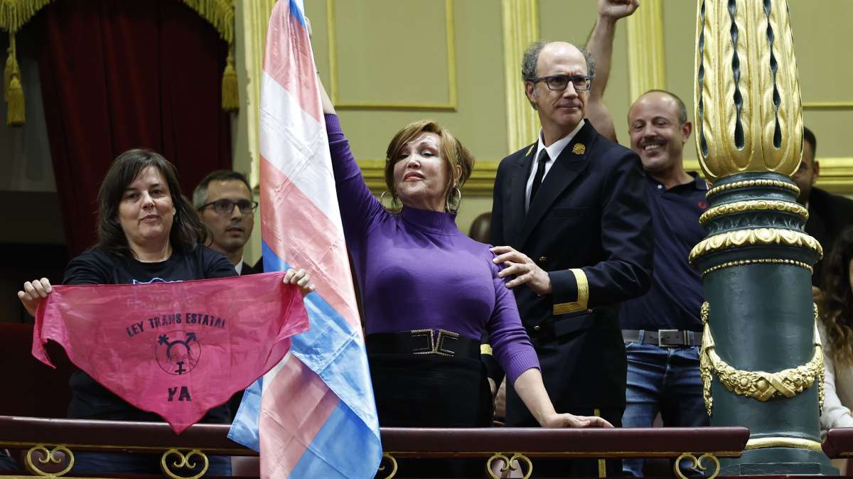 La “ley trans” seguirá por vía de urgencia y no volverá a pleno, aunque el PSOE se abre a cambios