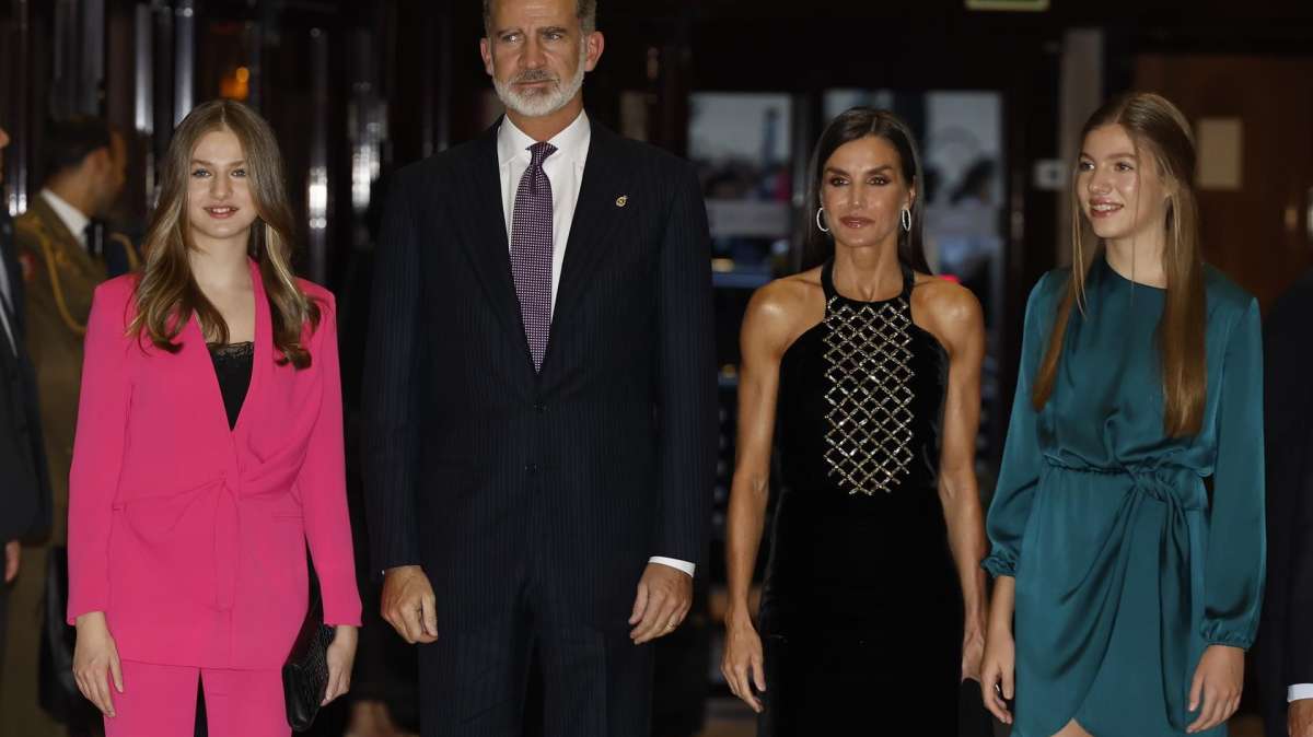 La Princesa Leonor reaparece en Oviedo con los Reyes y la Infanta