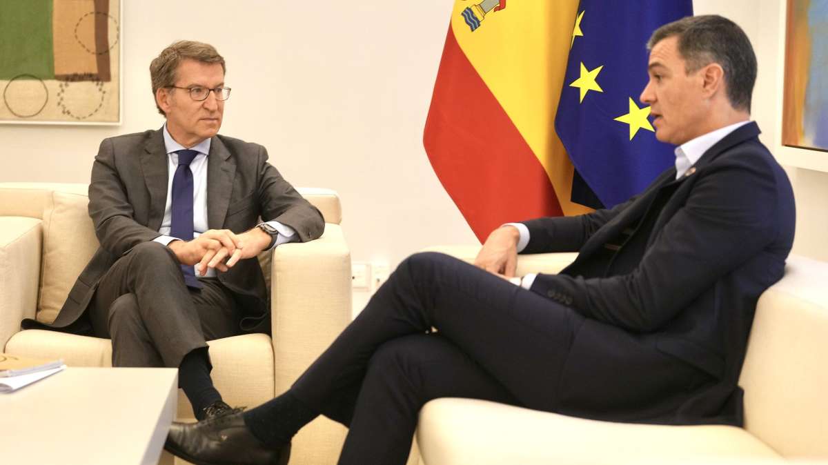 Reunión de Alberto Núñez Feijóo con Pedro Sánchez en La Moncloa