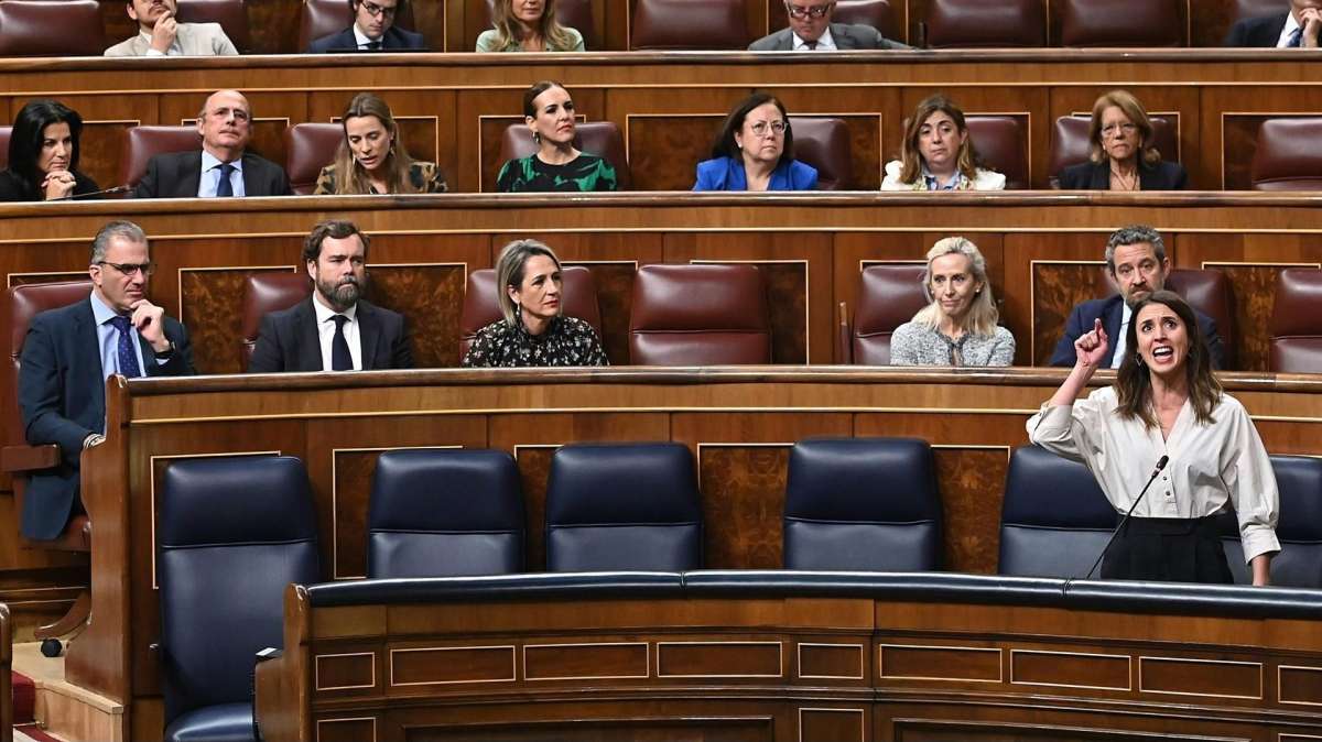 El PSOE, en la encrucijada con la "ley trans": sus enmiendas no convencen a Montero ni a las feministas socialistas