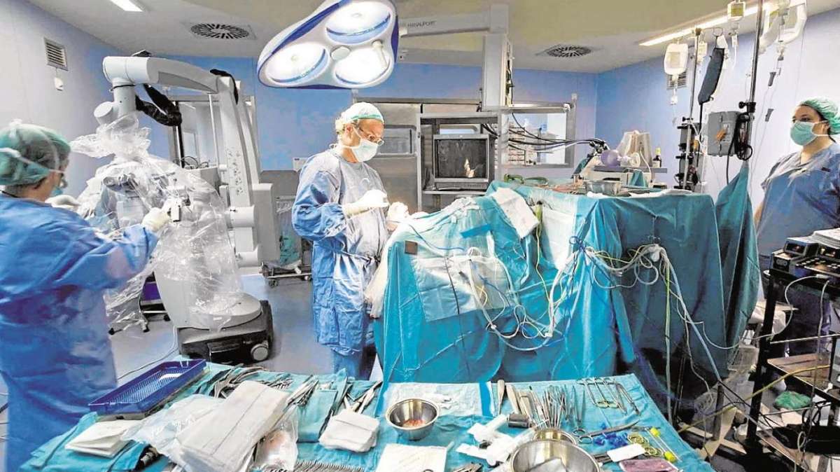 Más de 742.500 personas están en lista de espera quirúrgica, un 10% más