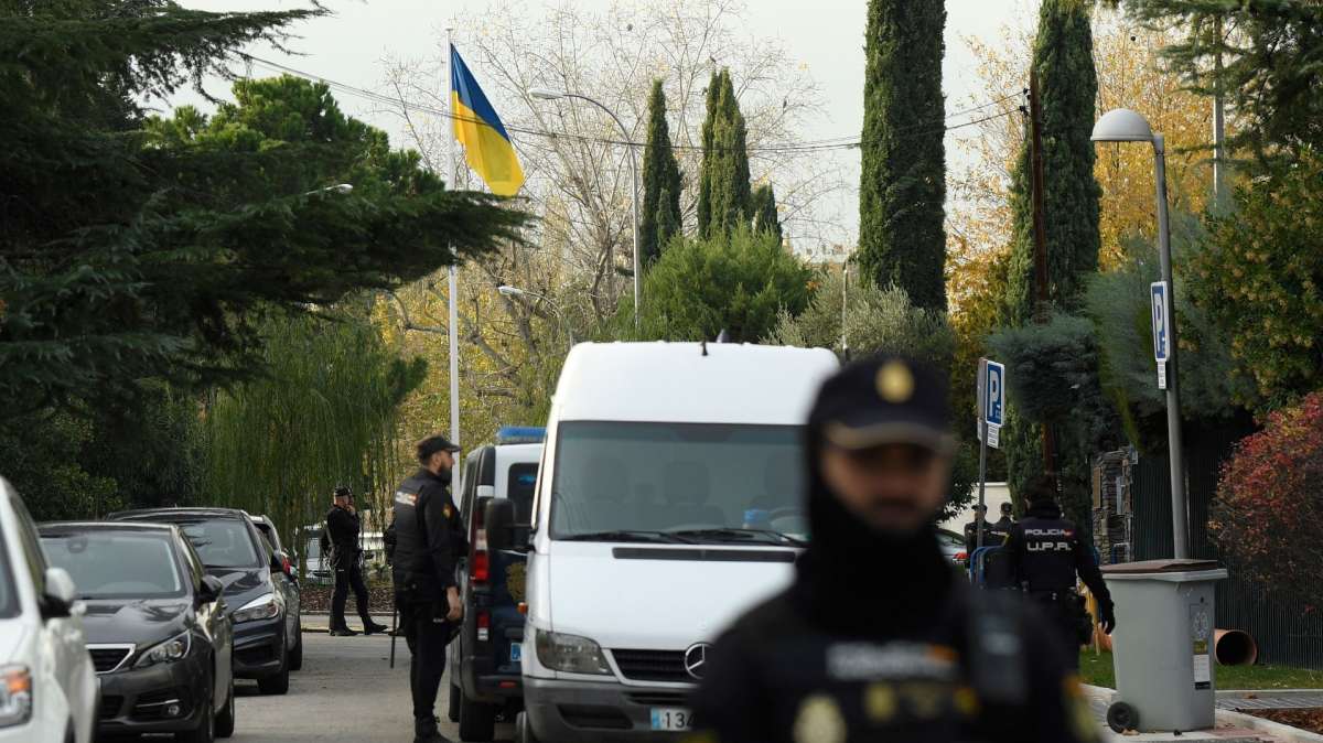 Nuevo envío de sobres sangrientos con ojos de animales a oficinas diplomáticas de Ucrania en España