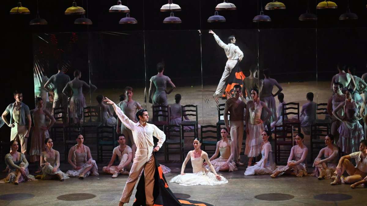 El Ballet Nacional recupera del repertorio histórico 'El loco' 18 años después