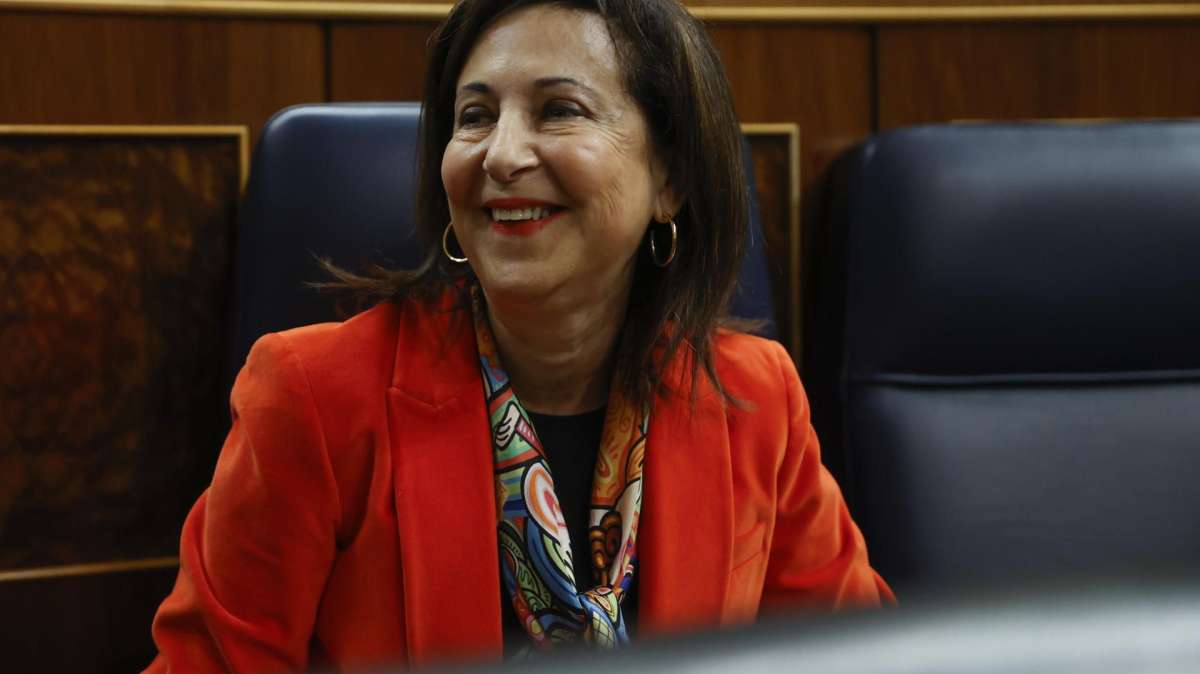 La ministra de Defensa, Margarita Robles, durante la sesión de control del Gobierno celebrada este miércoles en el Congreso