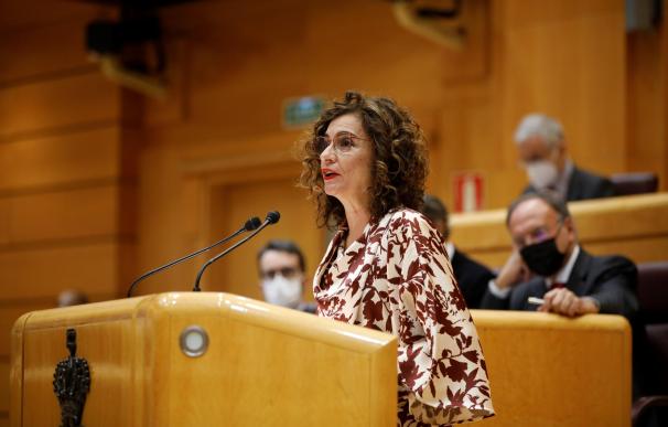 La ministra de Hacienda, María Jesús Montero, en el Senado