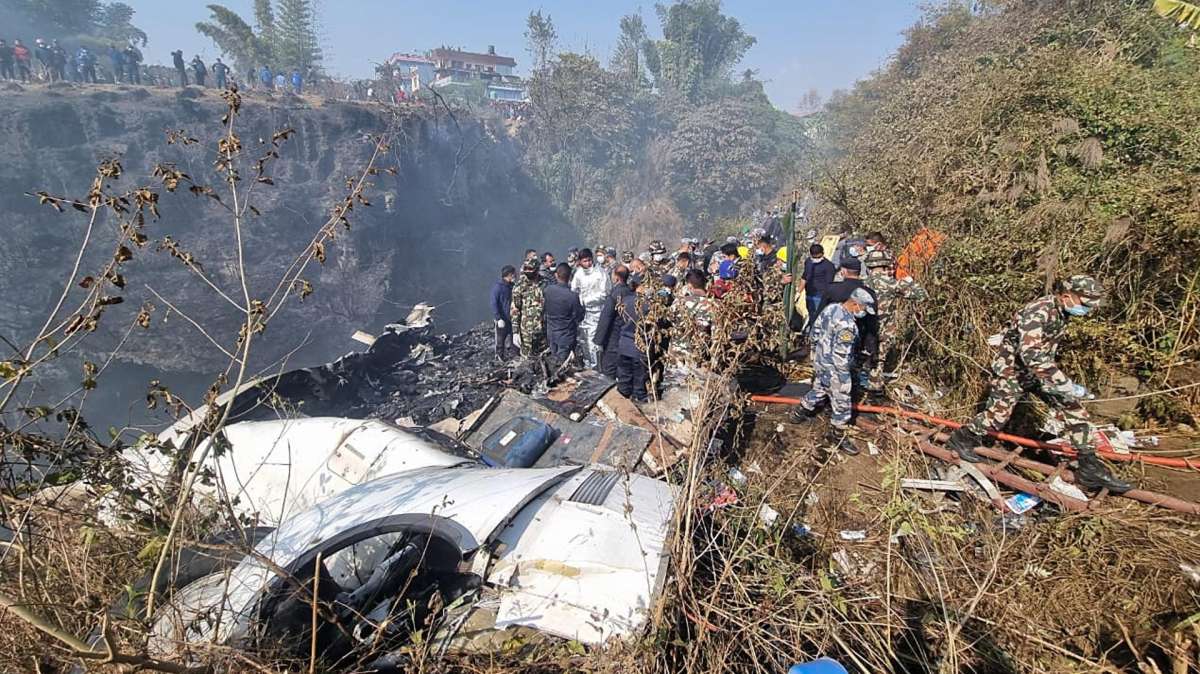 Al menos 68 muertos en un accidente de aviación en Nepal
