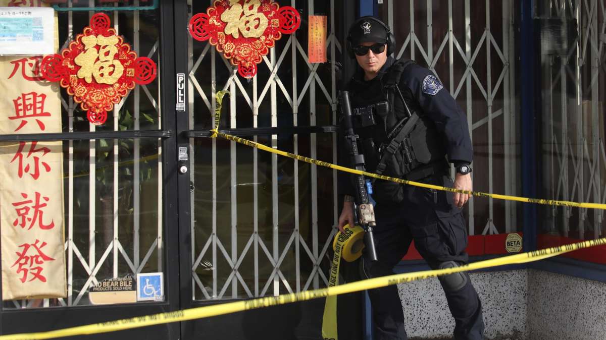 La Policía encuentra sin vida al sospechoso del tiroteo del Año Nuevo Chino cerca de Los Ángeles