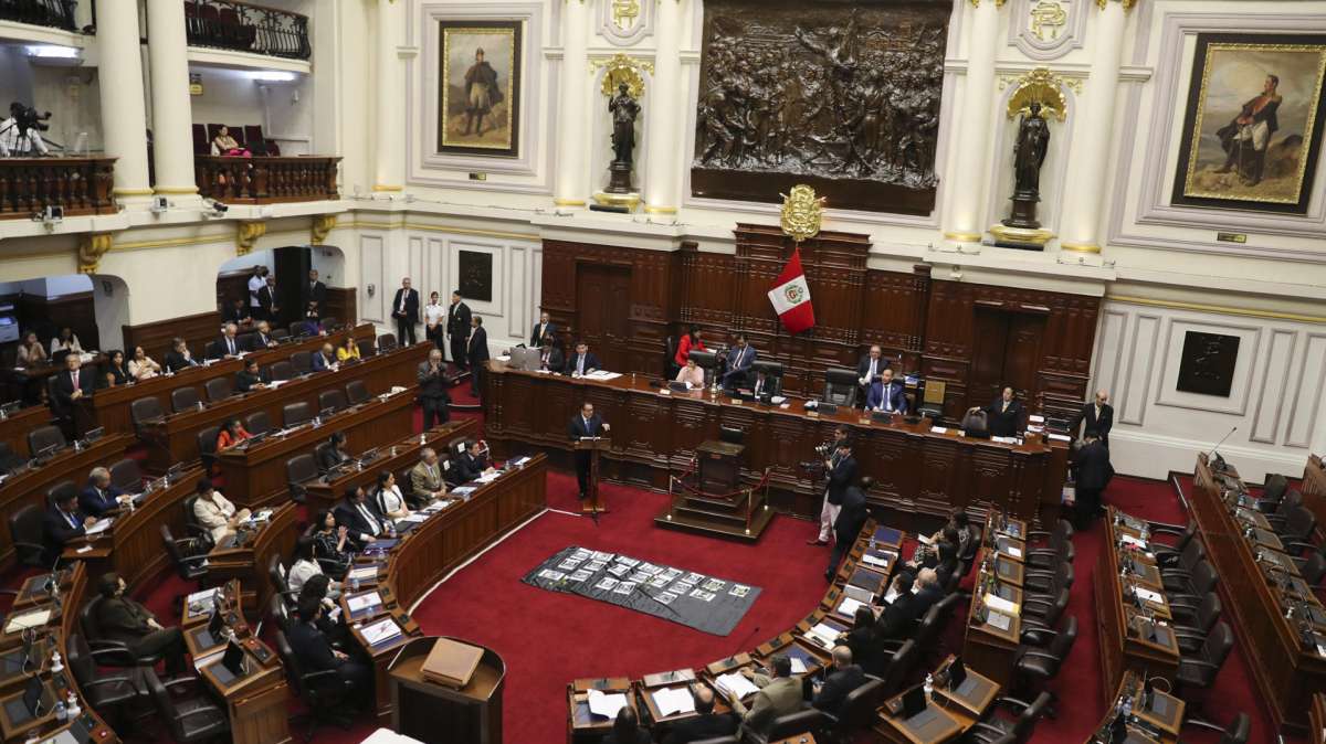 Boluarte manda al Congreso de Perú su proyecto de ley para adelantar las elecciones a octubre tras un nuevo fracaso parlamentario