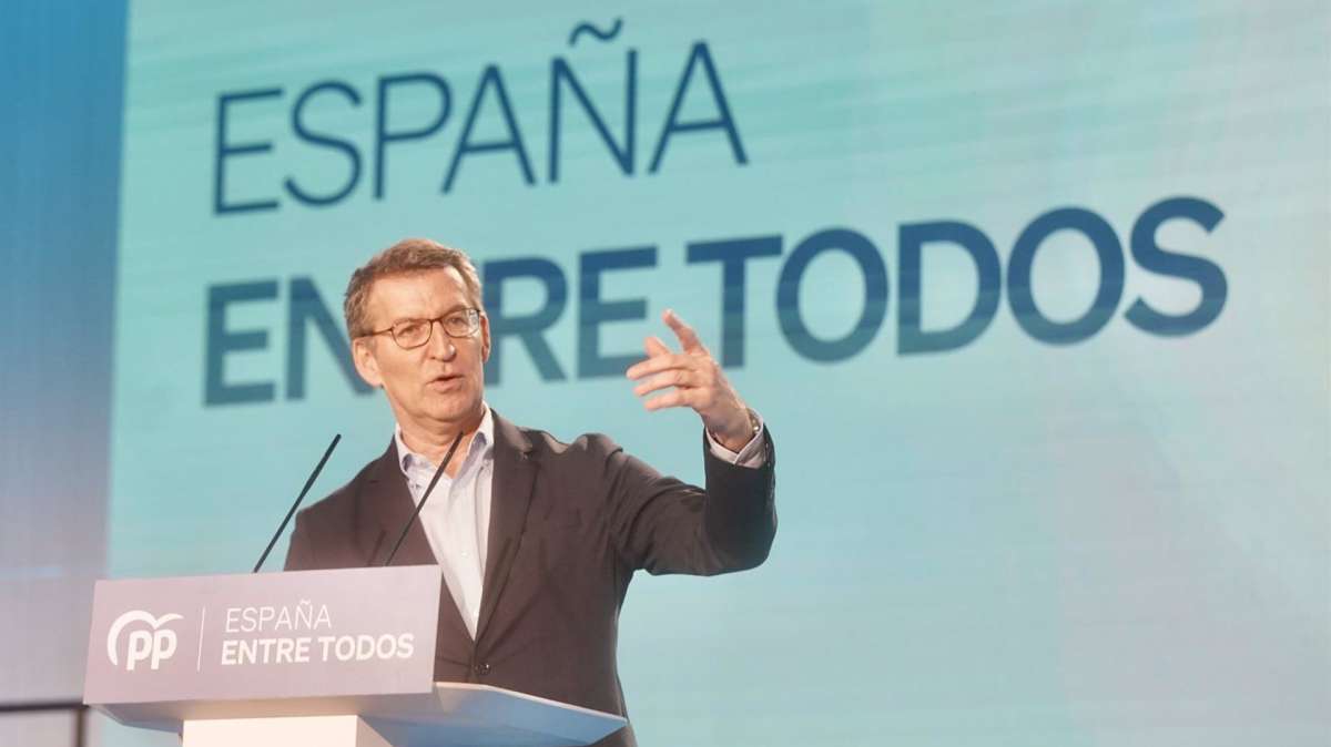 Qué dicen las últimas encuestas: el PP mantiene la ventaja sobre el PSOE, que aguanta pese a la ley del 'solo sí es sí'