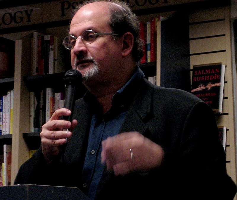 Salman Rushdie, incapaz de escribir tras el ataque: "Tengo trastorno de estrés postraumático"