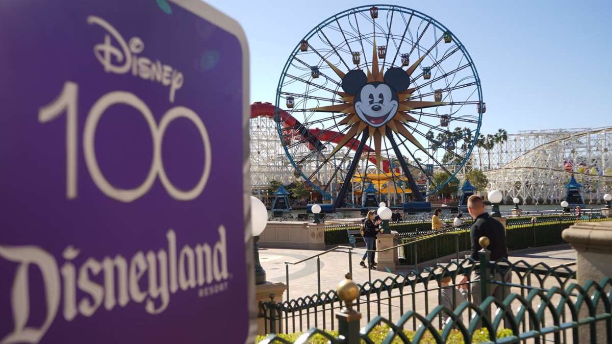 Disney anuncia el despido de 7.000 empleados, casi el 4% de su plantilla