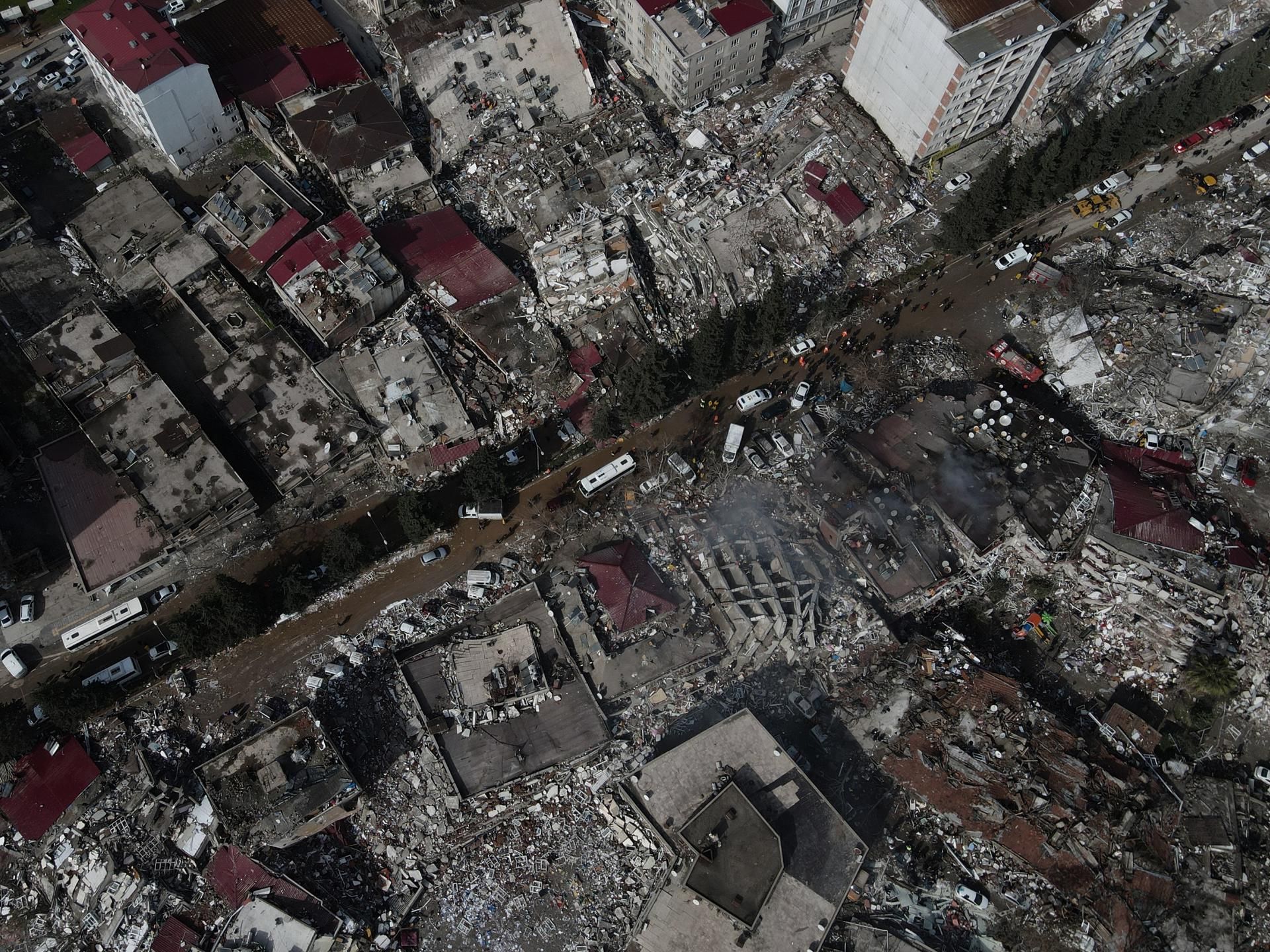 Vista aérea del centro devastado de la ciudad turca de Kahramanmaras.
