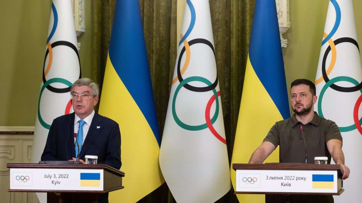 El presidente del COI, Thomas Bach, y el presidente ucraniano, Volodimir Zelenski