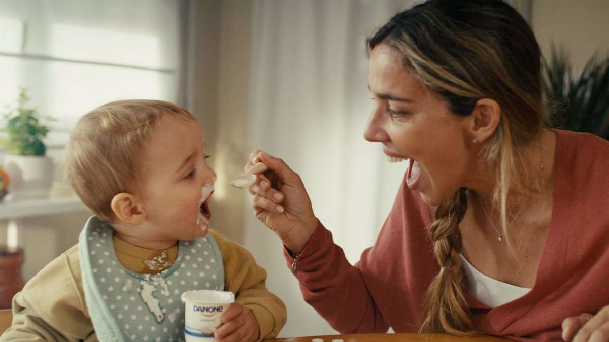 Campaña de los yogures de Danone 'Lo esencial es ayudarnos'