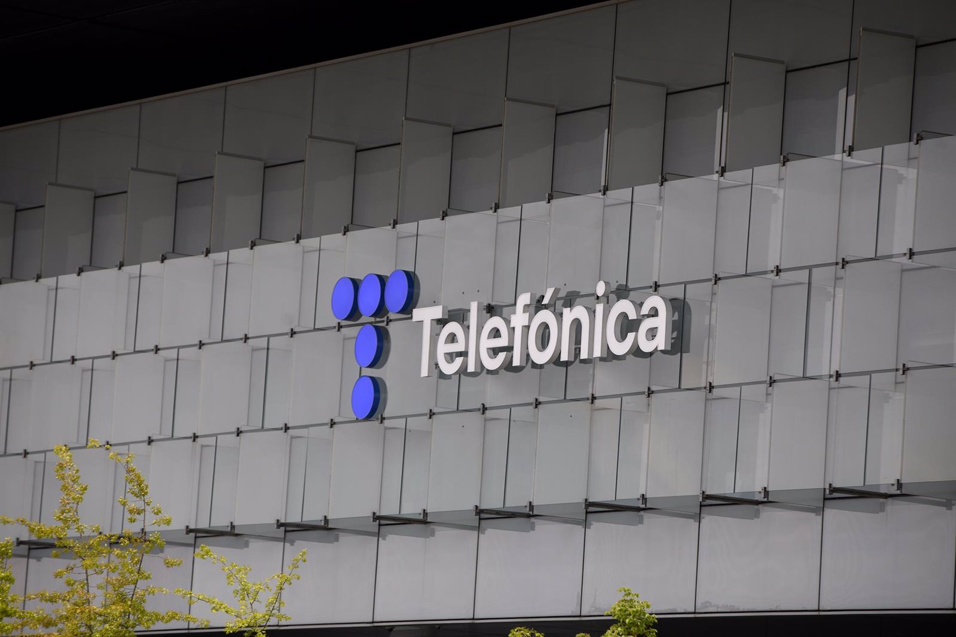 Edificio de la sede de Telefónica, a 27 de abril de 2021, en Madrid, (España)