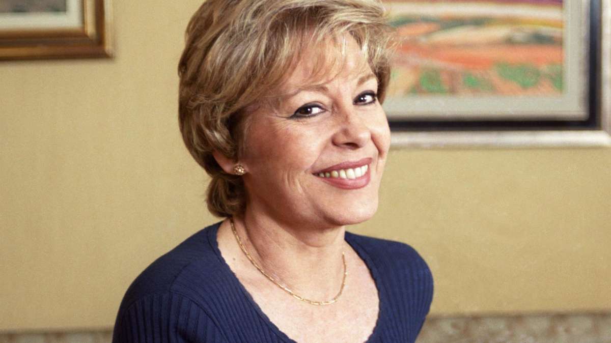 Laura Valenzuela, la primera presentadora de la televisión española.