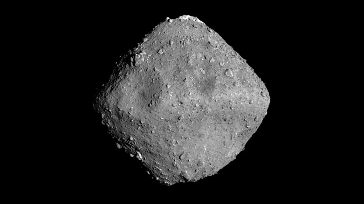 Primera radiografia del asteroide Ryugu.