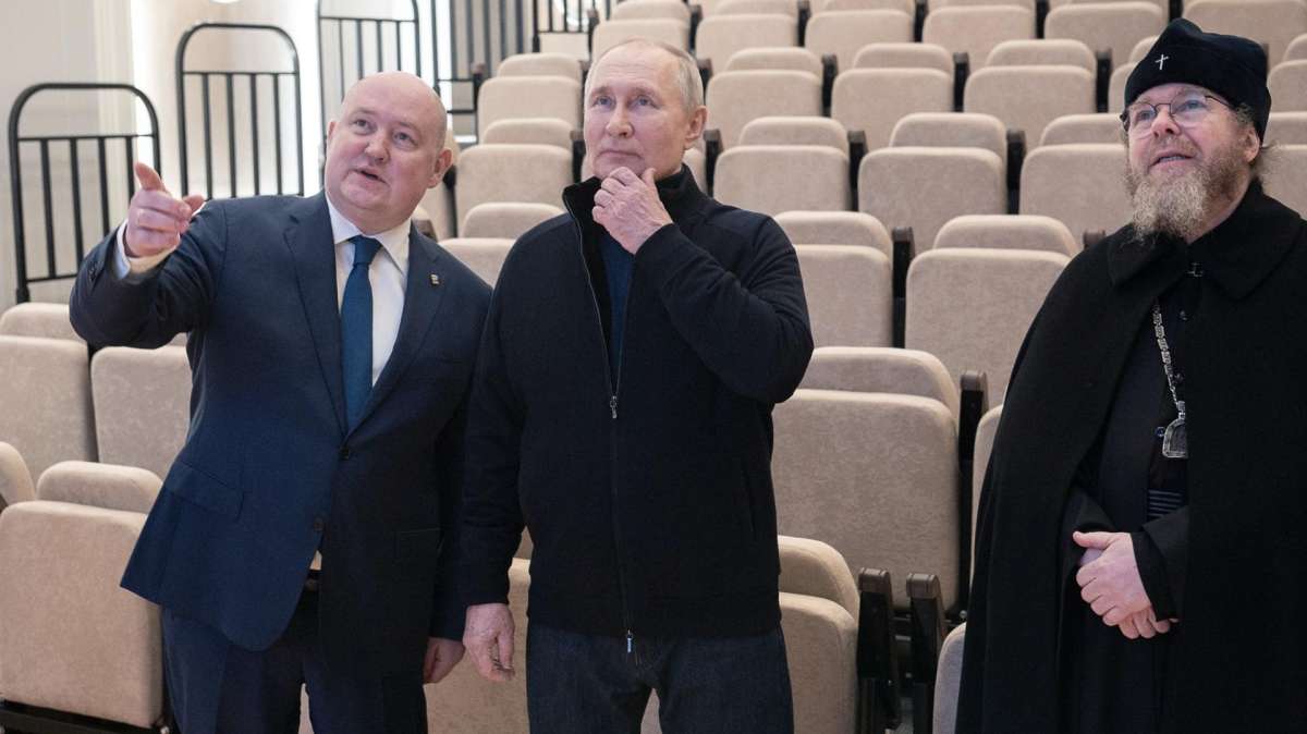 Putin visita Mariúpol, su primer viaje a la Ucrania ocupada
