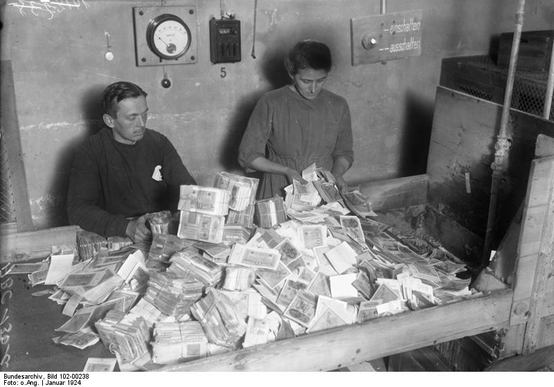 La hiperinflación en Alemania hace 100 años: un kilo de pan costaba 233.000 millones de marcos