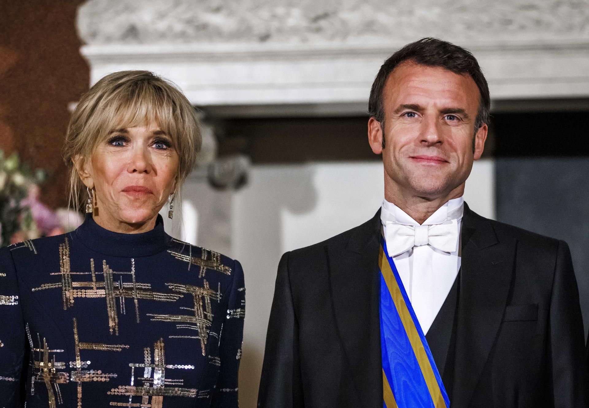 У президента франции макрона есть дети. Брижит Макрон. Первая леди Франции Бриджит Макрон. Макрон Эммануэль с женой.