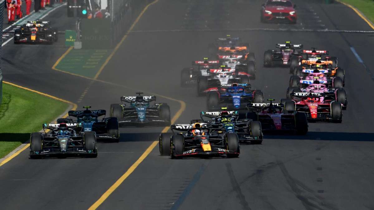 Salida del GP de Australia con victoria de Verstappen