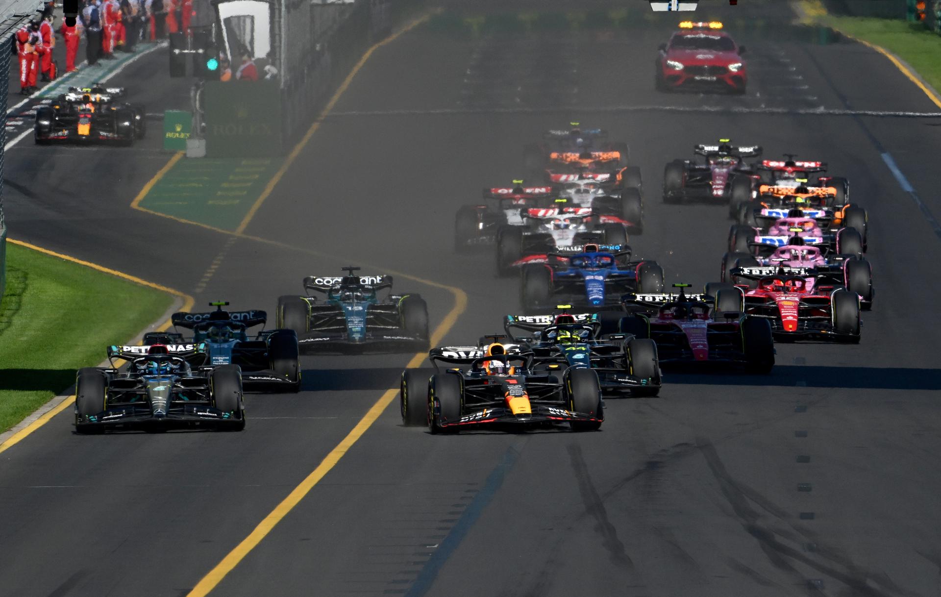 Salida del GP de Australia con victoria de Verstappen