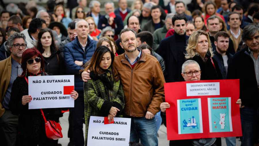 Portugal despenaliza la eutanasia tras seis años de debate y pese al veto de Rebelo de Sousa