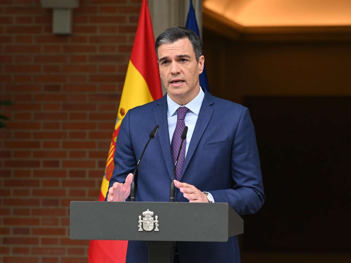 Sánchez adelanta elecciones por temor a una rebelión en el PSOE