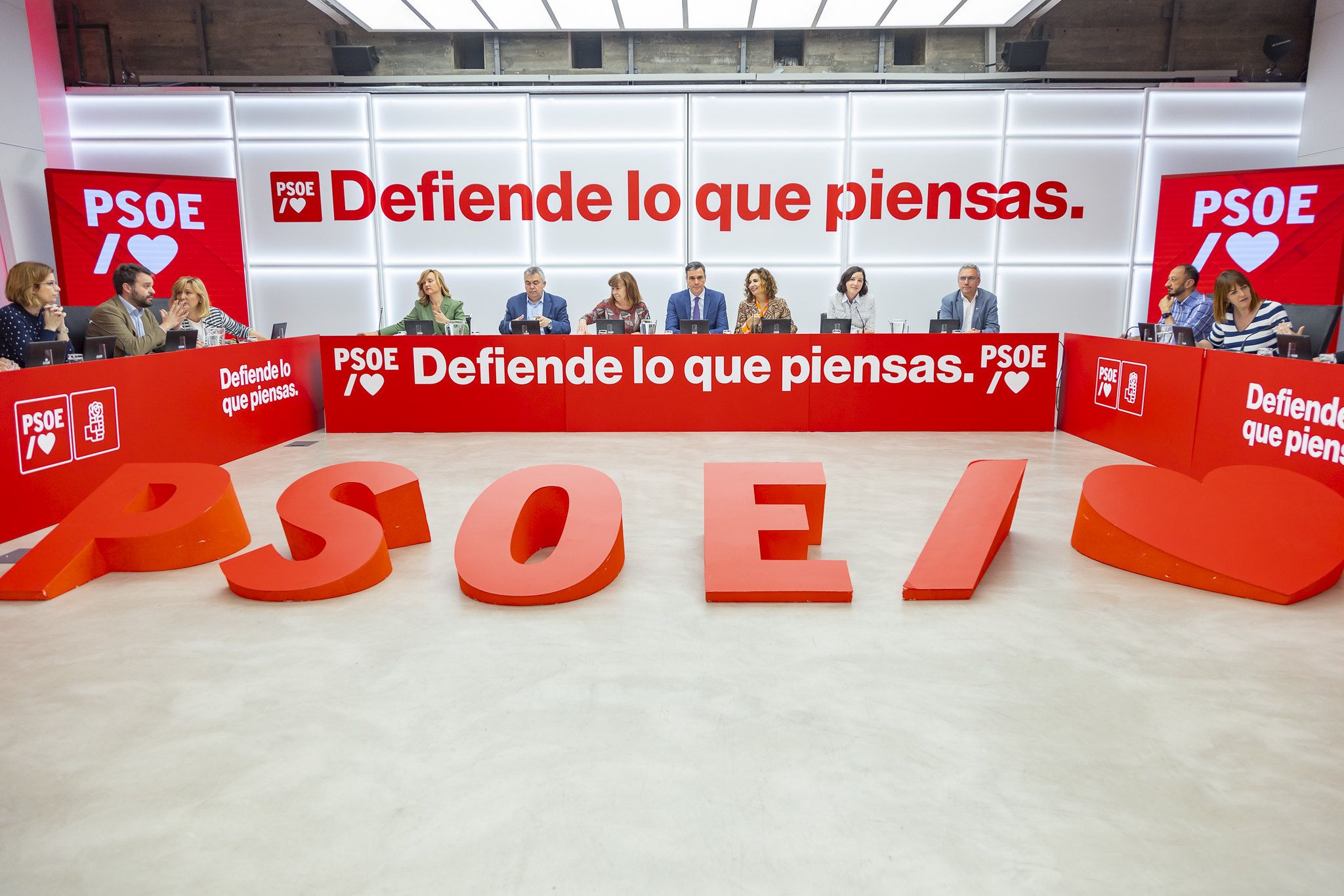 El secretario general del PSOE y presidente del Gobierno, Pedro Sánchez, encabeza la reunión de la Comisión Ejecutiva Federal.