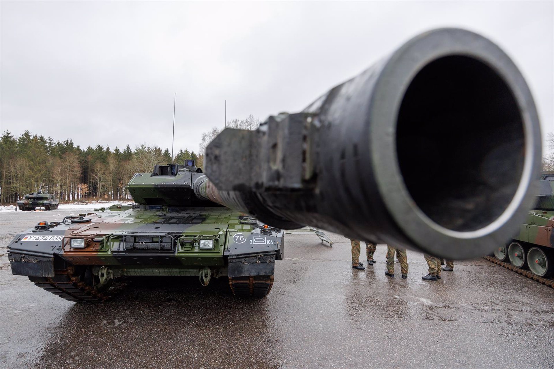 Un tanque Leopard 2 A6 alemán, ya disponible para las fuerzas ucranianas.