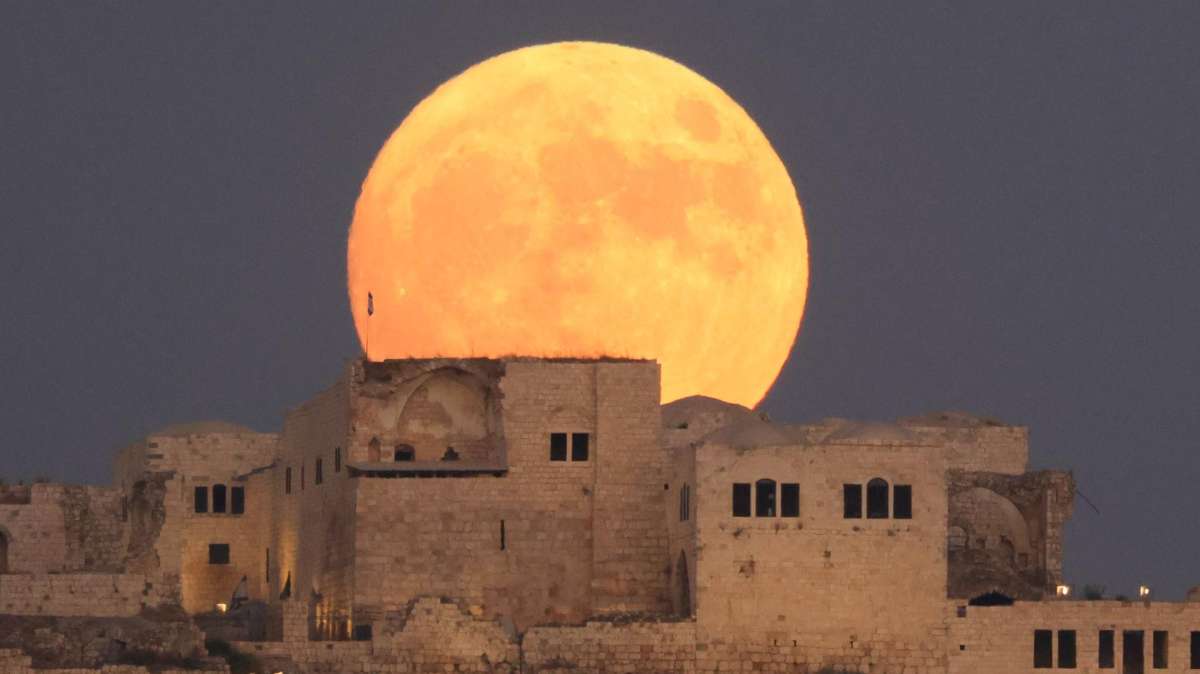 La superluna vista en Israel.