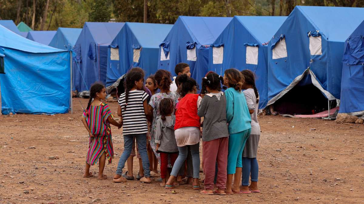 Vista del campamento de desplazados por el terremoto de Marruecos en la localidad de Asni, al sur de Marrakech, Marruecos.