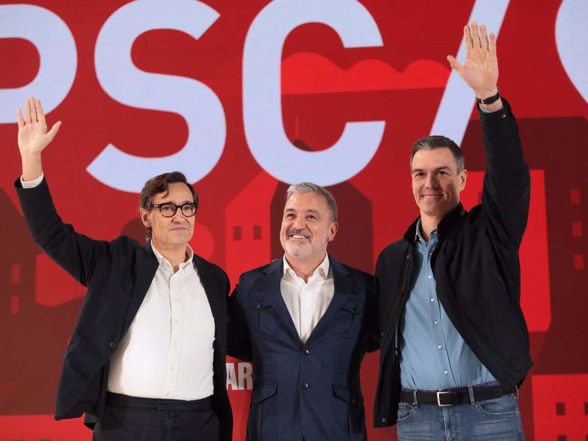 PSOE y PSC advierten a Junts y ERC que exigiendo un referéndum "no hay avance posible" y apuestan por el diálogo "siempre dentro de la Constitución"