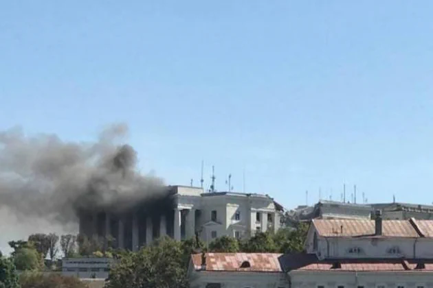 Un ataque ucraniano golpea el cuartel general del Estado Mayor de la Flota del Mar Negro