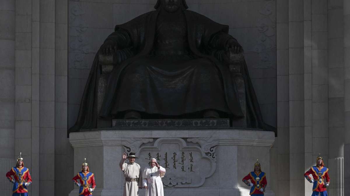 El Papa envía desde Mongolia un saludo al "noble pueblo chino" y le desea "lo mejor"