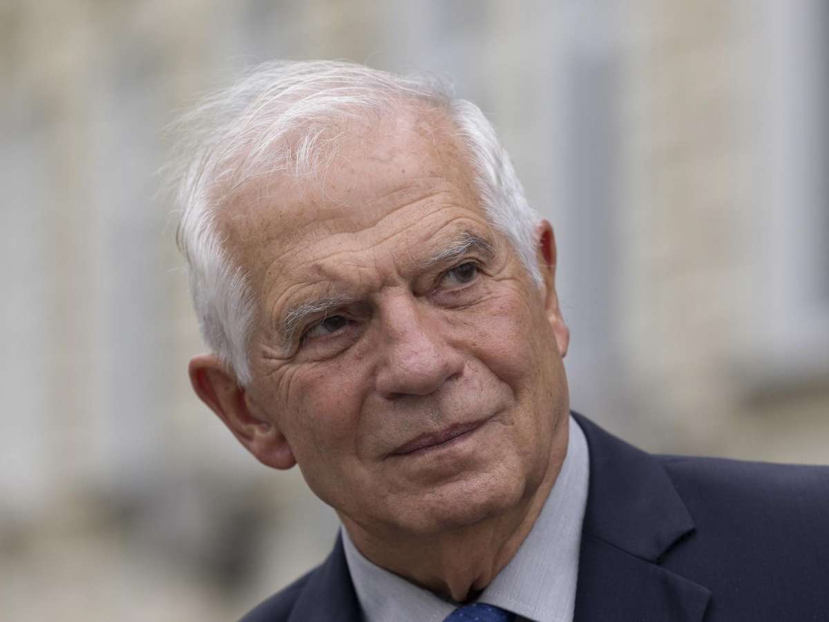 Borrell honra en Kiev a caídos en defensa de Ucrania: "La guerra de Rusia es una amenaza existencial"