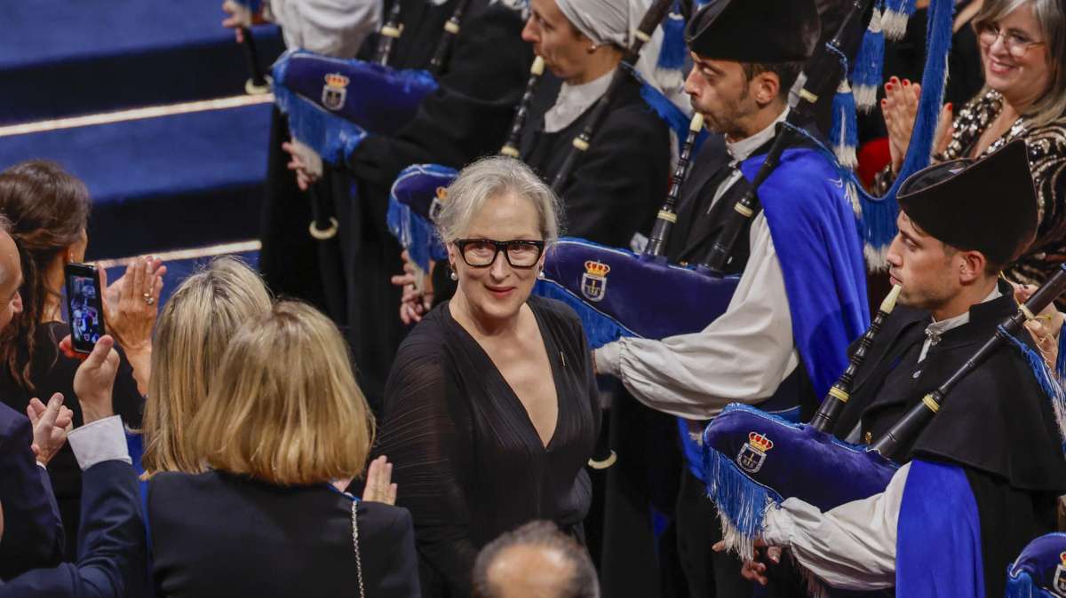 Meryl Streep, Premio Artes, a la finalización de la gala de la 43º edición de los Premios Princesa de Asturias