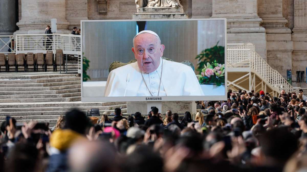 Este domingo el Papa se ha dirigido a los fieles desde su casa pro problemas de salud.